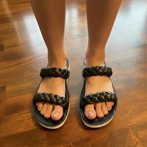 CUSHIONAIRE Isla Braided Two Band Sandals, Women’s 6.5M, Black